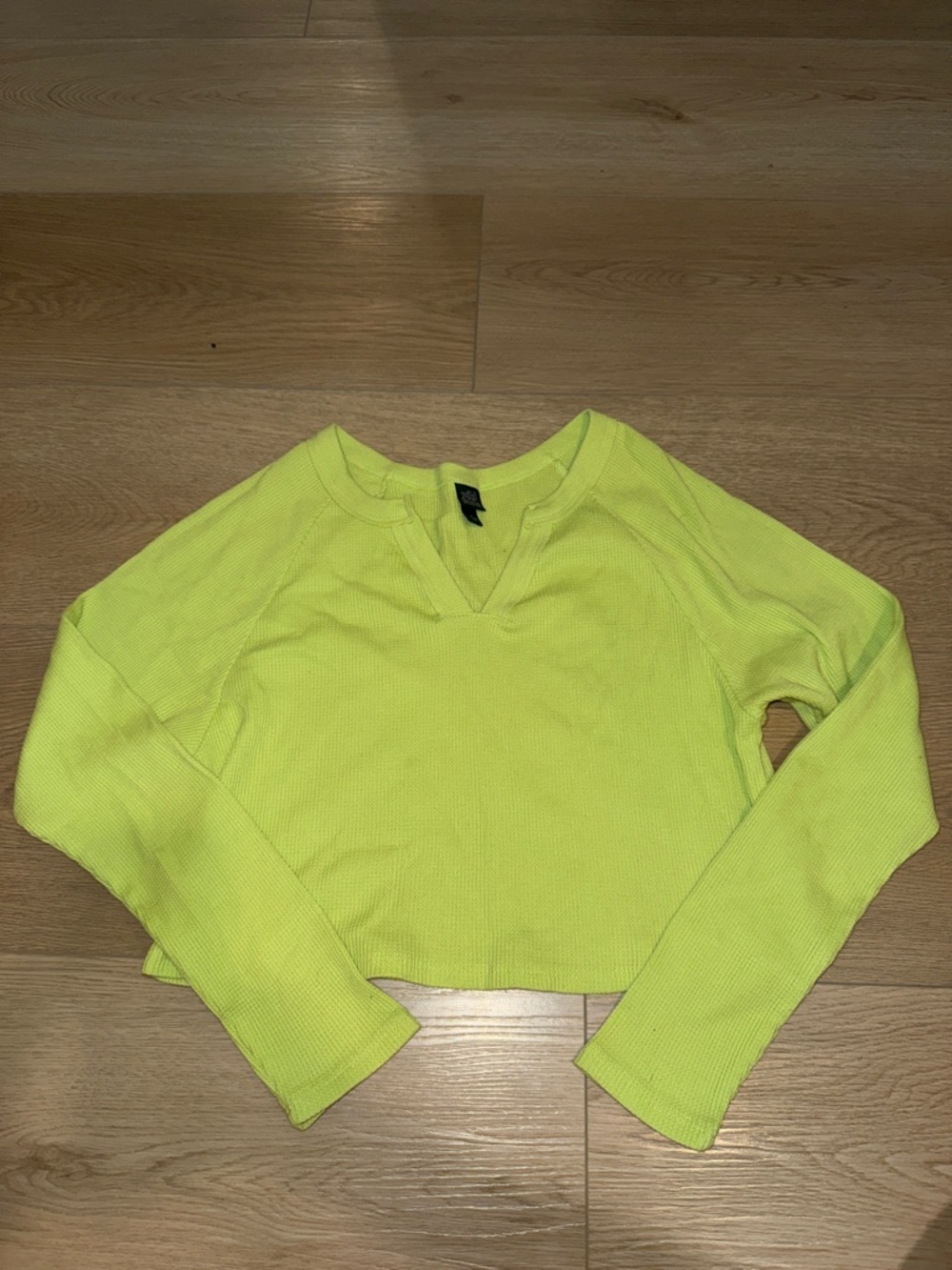 Fashion Nova Neon Lime Long-Sleeve Crop Top